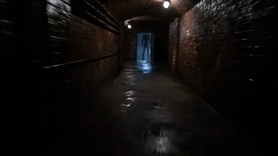 Claude'un kullanmadığı ilk kaçış videosu. Takipçi dışarıda, önünüzü kesmiş gibi.